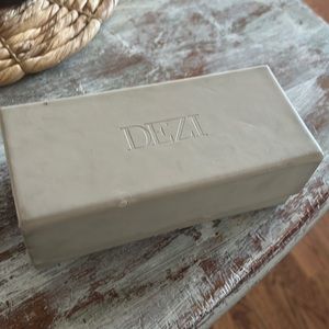 Dezi sunglasses